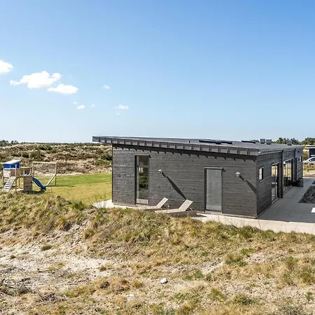 Lovely In With Wifi Holiday home