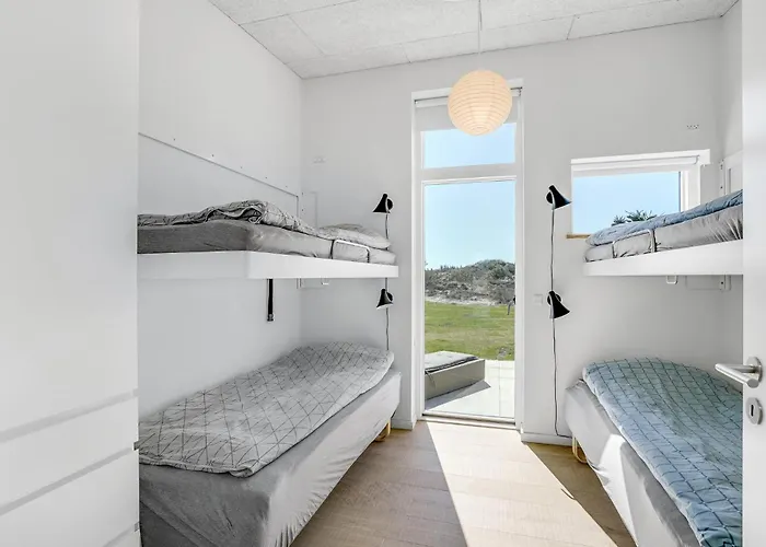 Lovely In With Wifi 別荘